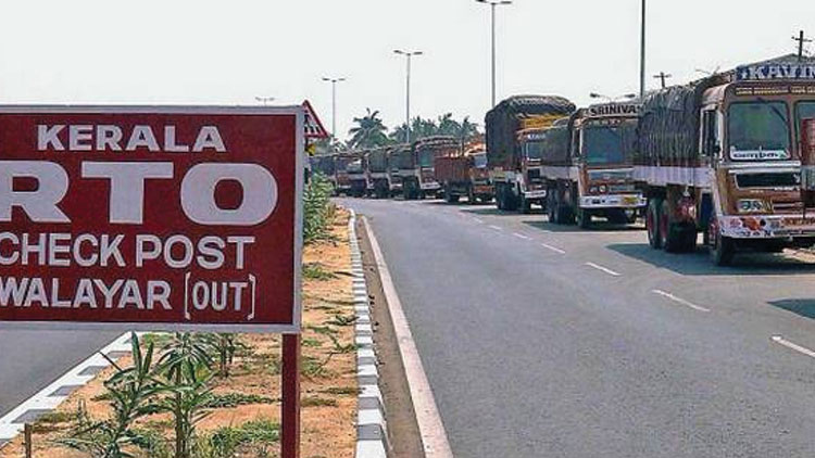 ചെക്​പോസ്​റ്റുകളിൽ മിന്നൽ പരിശോധന; വ്യാപക ക്രമക്കേട്​ കണ്ടെത്തി