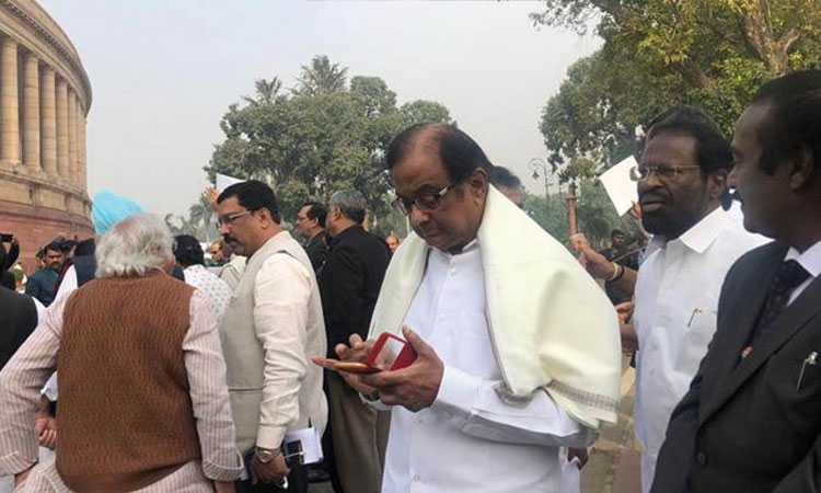 ജയിൽ മോചിതനായ പി. ചിദംബരം പാർലമെൻറിലെത്തി