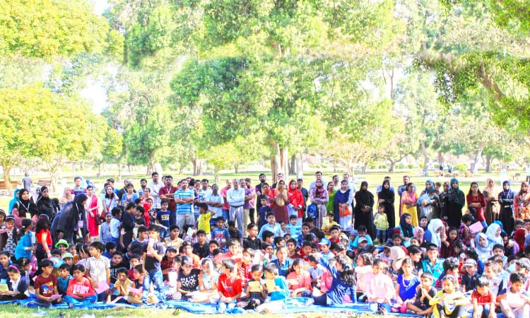 ക​ളി​ച്ചു​ല്ല​സി​ക്കാ​ൻ അ​വ​ർ ഒ​ത്തു​കൂ​ടി;ബാ​ലോ​ത്സ​വം ആ​വേ​ശ​മാ​യി