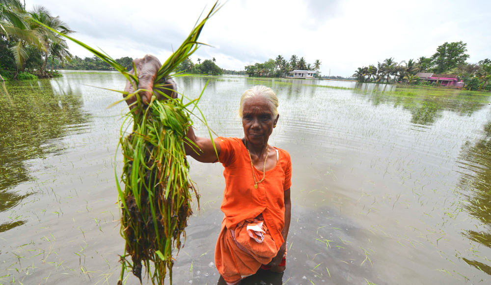 ക​ണ്ണീ​ർ ചി​ങ്ങം...