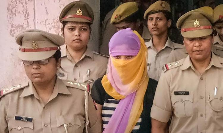 chinmayanand-case-law-student