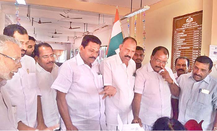 കടുങ്ങല്ലൂർ ‘ആലുവയിലോ പറവൂരിലോ’