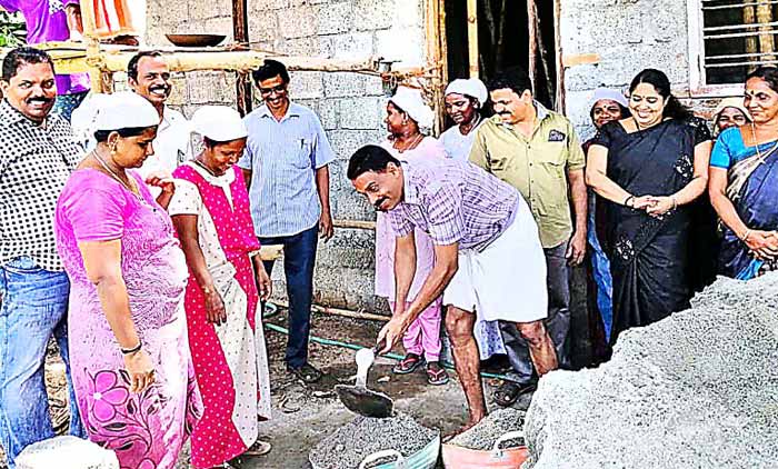 രക്ഷിതാക്കളെ നഷ്​ടപ്പെട്ട സ​ഹോ​ദ​രി​മാ​ർ​ക്ക്  വീ​ടൊ​രു​ക്കി ബ്ലോ​ക്ക് പ​ഞ്ചാ​യ​ത്ത്