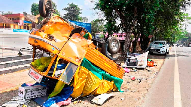 എം.സി റോഡ്​: കീഴില്ലം സെൻറ്​ തോമസ് സ്‌കൂളിനുസമീപം  അപകടം തുടർക്കഥ; തടയാൻ നടപടിയില്ല