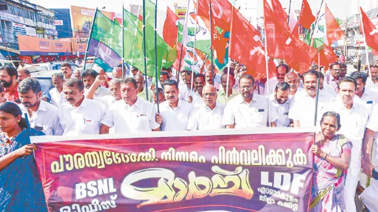 അണയാതെ അഗ്​നി: നിയമം പിൻവലിച്ചില്ലെങ്കിൽ രാജ്യവ്യാപക പ്രക്ഷോഭം –കാനം രാജേന്ദ്രൻ