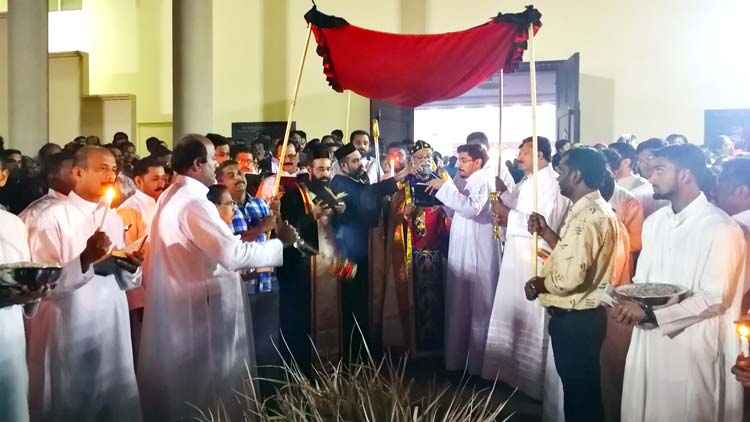 പ്ര​വാ​സ​ലോ​കം ക്രി​സ്​​മ​സ്​  ആ​ഘോ​ഷി​ച്ചു