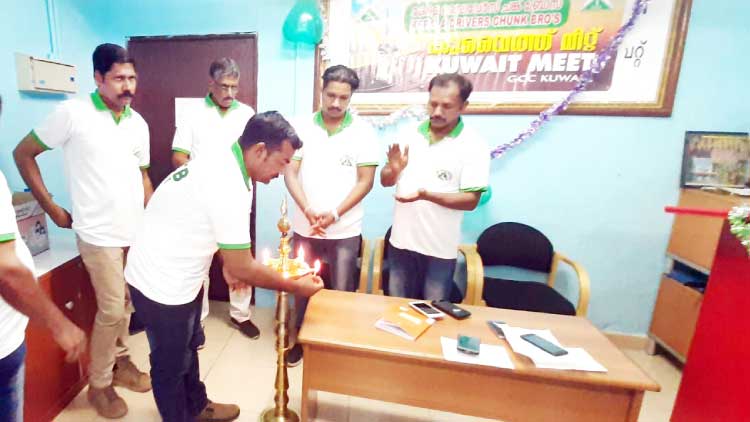 കേ​ര​ള ഡ്രൈ​വേ​ഴ്സ് ച​ങ്ക് ബ്രോ​സ് സം​ഗ​മം