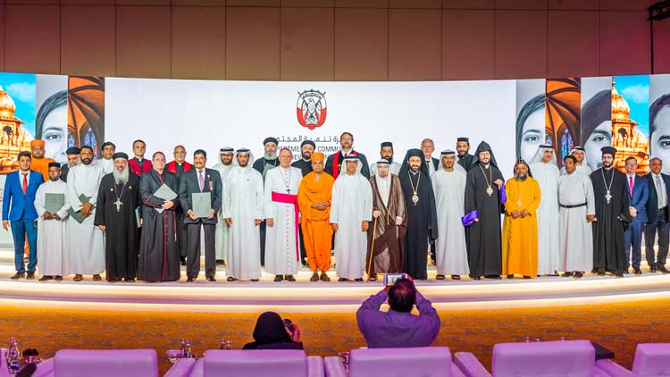 അബൂദബി ക്ഷേത്രത്തിനും  17 ചർച്ച​ുകൾക്കും ലൈസൻസ്​