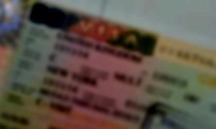 വി​സ​ക്ക​ച്ച​വ​ട​ക്കാ​രു​ടെ സോ​ഷ്യ​ൽ​മീ​ഡി​യ പ​ര​സ്യ​ത്തി​ന്​ ത​ട​യി​ടും