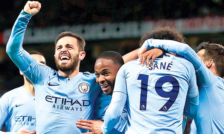 പ്രീമിയർ ലീഗിൽ കിരീടപ്പോരാട്ടം ഫോ​േട്ടാഫിനിഷിലേക്ക്​