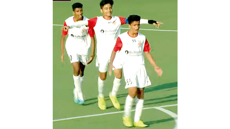 മാ​ഞ്ച​സ്​​റ്റ​ർ യു​നൈ​റ്റ​ഡി​നെ​തി​രെ ഗോ​ള​ടി​ച്ച് മ​മ്പാ​ടിെൻറ റാ​ഷിദ്​