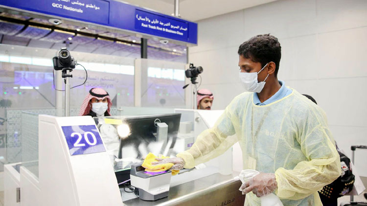 വി​മാ​ന​ത്താ​വ​ള​ങ്ങ​ളി​ൽ പ്ര​തി​രോ​ധ  ന​ട​പ​ടി​ക​ൾ ഉൗ​ർ​ജി​ത​പ്പെ​ടു​ത്തി