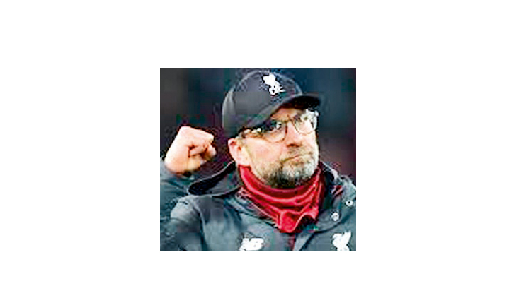 നി​റ​ഞ്ഞ ചി​രി​യു​ടെ പ​രി​ശീ​ല​ക​ൻ