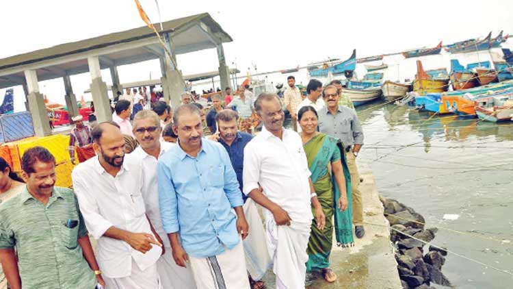 കൊയിലാണ്ടി ഫിഷിങ് ഹാർബർ 24ന് മുഖ്യമന്ത്രി ഉദ്ഘാടനം ചെയ്യും
