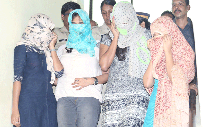 കൊക്കെയ്ന്‍ കേസ്: പരിശോധനാ സംവിധാനം ഇല്ലെന്ന് സെന്‍ട്രല്‍ ഫോറന്‍സിക് ലാബ്