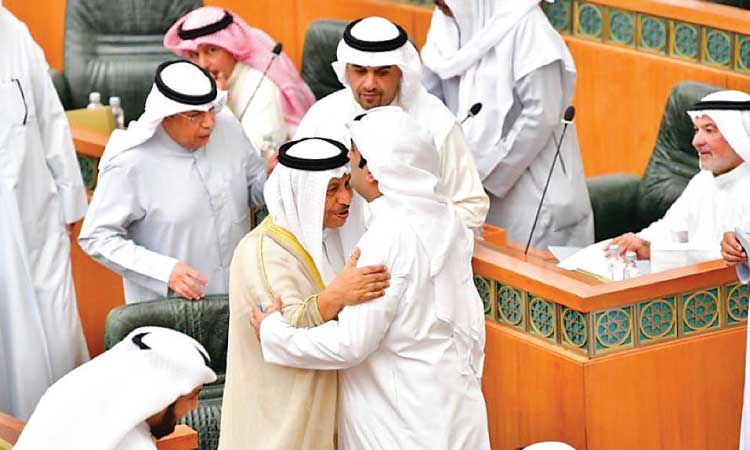 വാ​ണി​ജ്യ​മ​ന്ത്രി​ക്കെ​തി​രാ​യ അ​വി​ശ്വാ​സ​പ്ര​മേ​യം ത​ള്ളി