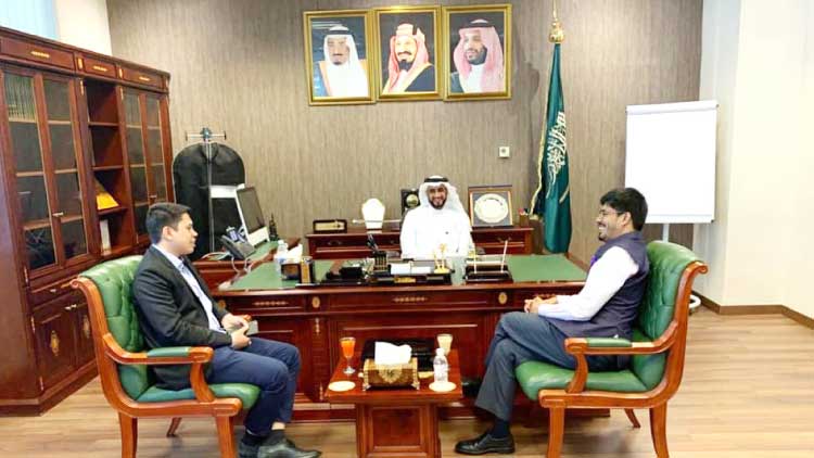 ഇന്ത്യൻ കോൺസൽ ജനറൽ ഹജ്ജ്​ മന്ത്രാലയം ഡയറക്​ടറുമായി കൂടിക്കാഴ്​ച നടത്തി