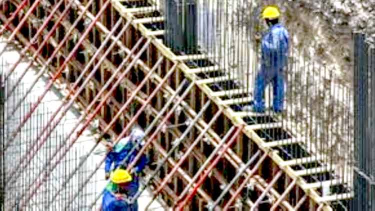 ചില നിർമാണ കമ്പനികൾക്ക് വിദേശ തൊഴിലാളികളെ റിക്രൂട്ട് ചെയ്യാൻ അനുമതി ചില നിർമാണ കമ്പനികൾക്ക് വിദേശ തൊഴിലാളികളെ റിക്രൂട്ട് ചെയ്യാൻ അനുമതി