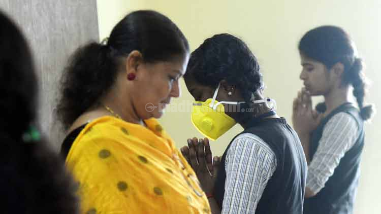 കോവിഡ്​19: ഏഴാം ക്ലാസുവരെ പരീക്ഷയില്ല; എട്ട്​, ഒമ്പത്​, 10, പ്ലസ്​ടു പരീക്ഷകൾക്ക്​ മാറ്റമില്ല