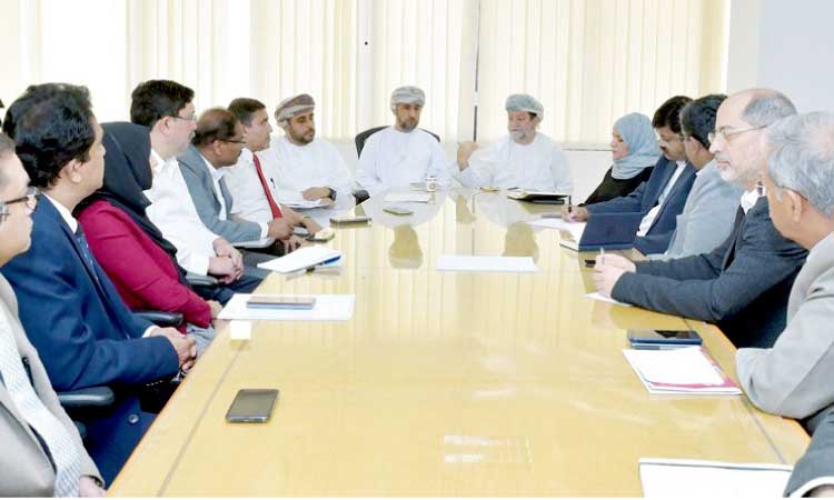 കൊ​റോ​ണ: ഏ​കോ​പ​ന ന​ട​പ​ടി​ക​ൾ ച​ർ​ച്ച ചെ​യ്​​തു