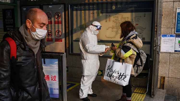 കോവിഡ് ബാധയെന്ന് സംശയം; ഭാര്യയെ കുളിമുറിയിൽ പൂട്ടിയിട്ടു