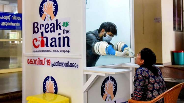 സംസ്ഥാനത്തെ നാല് മേഖലയായി തിരിച്ച് നിയന്ത്രണം; നാല് വടക്കൻ ജില്ലകൾ ഒറ്റ ഹോട്ട്സ്പോട്ട്