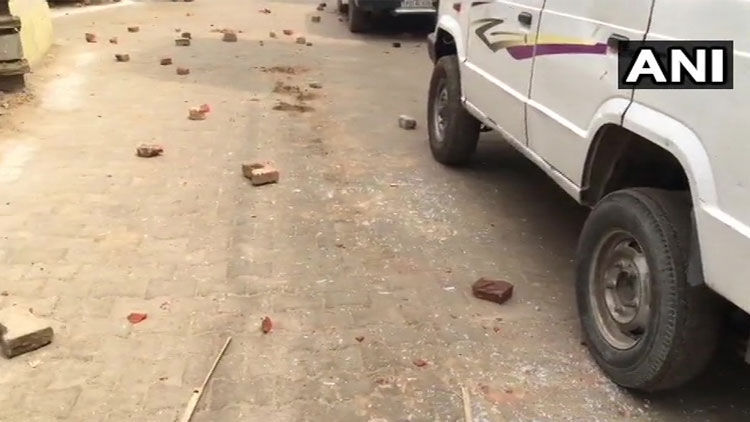 മുറാദാബാദിൽ ആരോഗ്യ പ്രവർത്തകരെ കല്ലെറിഞ്ഞോടിച്ച അഞ്ചുപേർക്ക് കോവിഡ് 19