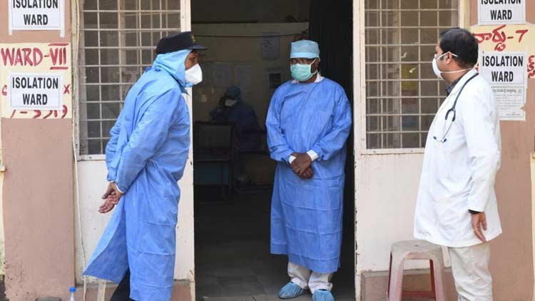 കോവിഡ് ബാധിച്ച മാഹി സ്വദേശി ഗുരുതരാവസ്ഥയിൽ; സന്ദര്‍ശിച്ചത് വിവിധ സ്ഥലങ്ങള്‍