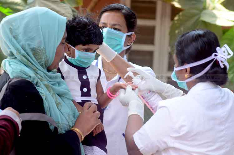 പത്തനംതിട്ടയില് ഡോക്ടറും ഹെൽത്ത് ഇൻസ്പെക്ടറും നിരീക്ഷണത്തിൽ പത്തനംതിട്ടയില് ഡോക്ടറും ഹെൽത്ത് ഇൻസ്പെക്ടറും നിരീക്ഷണത്തിൽ