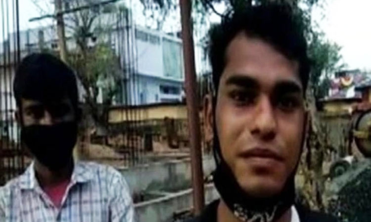 അമ്മയുടെ മരണവാർത്തയറിഞ്ഞ് നടന്നു തുടങ്ങി; വീടണയാൻ ഇനിയും ദൂരമേറെ