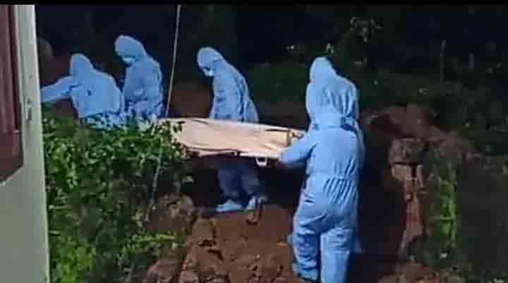 കോവിഡ്: അന്യ നാട്ടുകാരിയുടെ മൃതദേഹം ഖബറടക്കി മാതൃകയായി മഹല്ല് കമ്മിറ്റി
