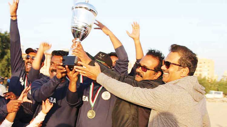 ഇ​ൻ​റ​ർ കൊ​ളീ​ജി​യ​റ്റ്​ ക്രി​ക്ക​റ്റ്: കു​വൈ​ത്ത്​ എ​ൻ​ജി​നീ​യേ​ഴ്​​സ്​  അ​സോ​സി​യേ​ഷ​ൻ ജേ​താ​ക്ക​ൾ