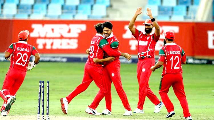 ഒ​മാ​ൻ ക്രി​ക്ക​റ്റി​ന്​ അ​ഭി​മാ​ന​മാ​യി  ട്വ​ൻ​റി 20 ലോ​ക​ക​പ്പ്​ യോ​ഗ്യ​ത