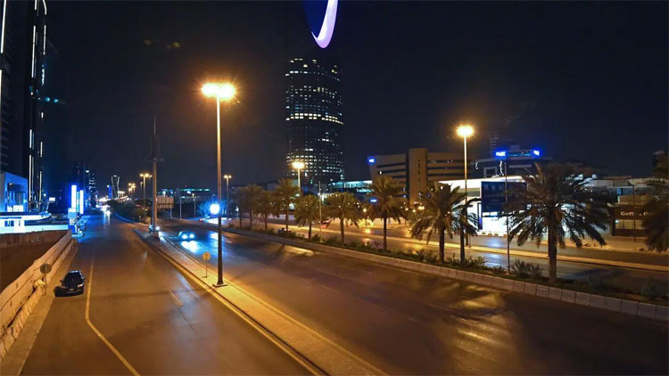 കു​വൈ​ത്തി​ൽ പൂ​ർ​ണ ക​ർ​ഫ്യൂ​വി​ന്​ പി​ന്തു​ണ​യേ​റെ