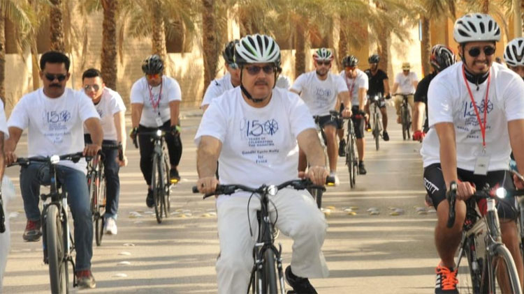 റിയാദിലും ജിദ്ദയിലും ഗാന്ധി സൈക്കിൾ റാലി