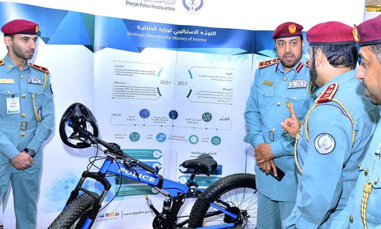 ഷാ​ർ​ജ​യി​ൽ സൈ​ക്കി​ൾ പൊ​ലീ​സ്​ രം​ഗ​ത്ത്