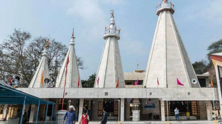 ശുചീകരണ തൊഴിലാളികൾക്ക്​ ക്ഷേത്രത്തിലെ വെള്ളം വിലക്കി​; യു.പിയിൽ ദലിത്​ പ്രതിഷേധം