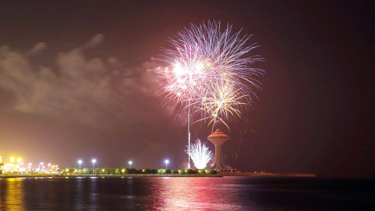 ദേ​ശീ​യ ദി​നാ​ഘോ​ഷം കിഴക്കൻ പ്രവിശ്യയിൽ വർണവിസ്​മയം