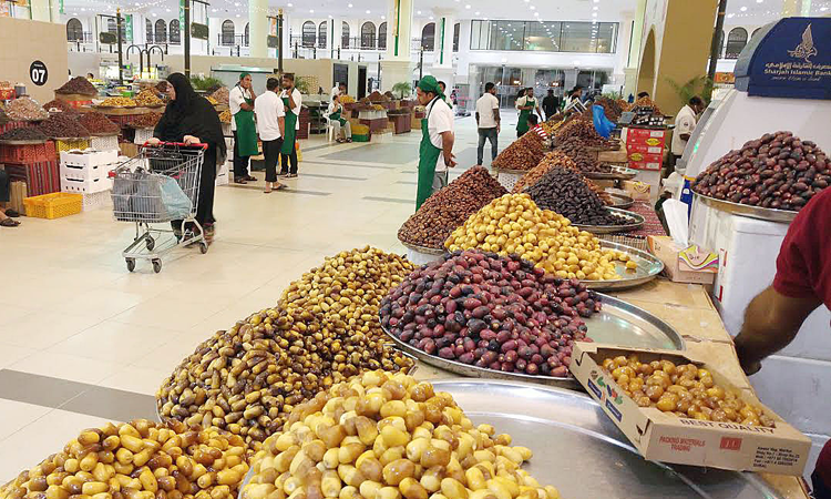ഷാര്‍ജ ഈത്തപ്പഴ വിളവെടുപ്പ് ഉത്സവം ശ്രദ്ധേയമാകുന്നു
