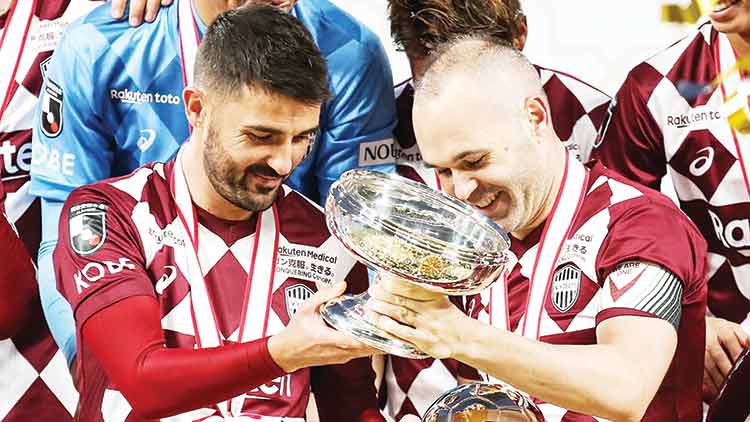 പു​തു​വ​ർ​ഷ​ത്തി​ൽ ക​പ്പ​ടി​ച്ച്​​ വി​യ്യ ബൂ​ട്ട​ഴി​ച്ചു