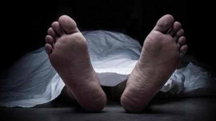 ഗം​ഗ​ക്ക്​ നാ​ട്ടി​ലെ​ത്ത​ണം;  അ​ച്ഛ​​നെ സം​സ്​​ക​രി​ക്ക​ണം