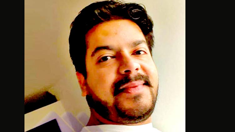 മലയാളി നഴ്സ് കുവൈത്തിൽ നിര്യാതനായി മലയാളി നഴ്സ് കുവൈത്തിൽ നിര്യാതനായി