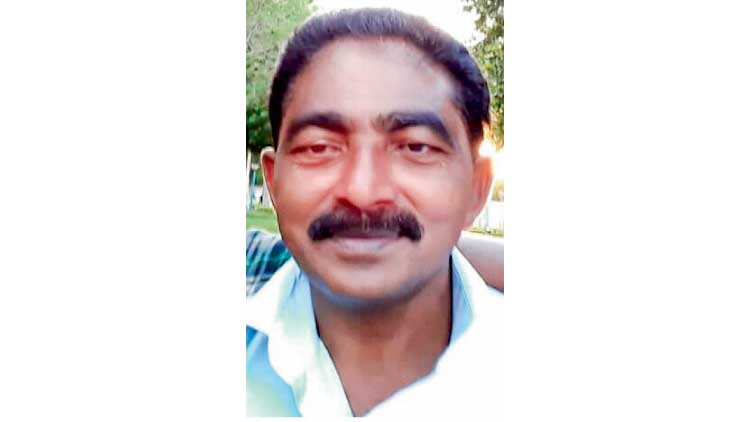 പെ​രു​മ്പാ​വൂ​ർ സ്വ​ദേ​ശി കു​ഴ​ഞ്ഞു​വീ​ണ്​ മ​രി​ച്ചു