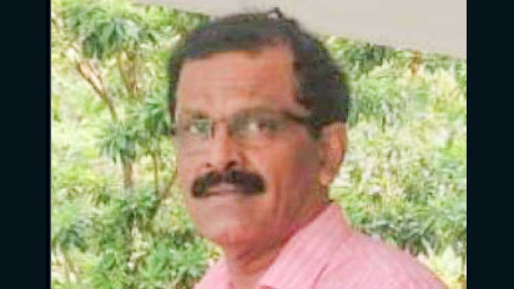 തൃ​ശൂ​ർ സ്വ​ദേ​ശി ഹൃ​ദ​യാ​ഘാ​തം മൂ​ലം നി​ര്യാ​ത​നാ​യി