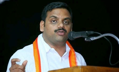 കേരളത്തില്‍ സ്വകാര്യ സര്‍വകലാശാലകള്‍ വേണ്ട -യൂത്ത് കോണ്‍ഗ്രസ്