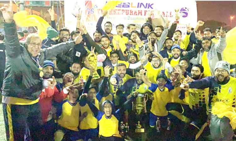 തെ​​ക്കേ​​പ്പു​​റം ഫു​​ട്​​​ബാ​​ളി​​ൽ ബി​​ൻ ഡെ​​ൽ​​മ ചാ​​മ്പ്യ​​ന്മാ​​ർ