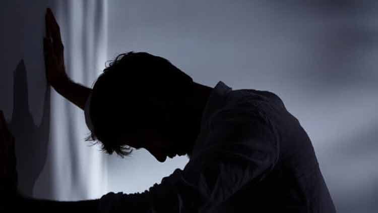 മനോനില തെറ്റിയ കോവിഡുകാരന് കൈത്താങ്ങായി കെ.എം.സി.സി