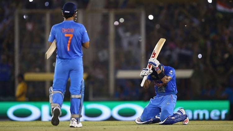 dhoni-and-kohli-140919.jpg