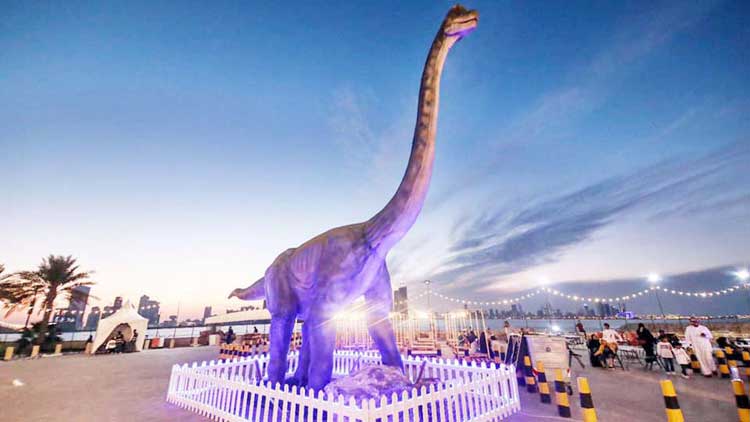 അ​ത്ഭു​ത​പ്പെ​ടു​ത്തും ഇൗ ​ദി​നോ​സ​ർ പാ​ർ​ക്ക്​