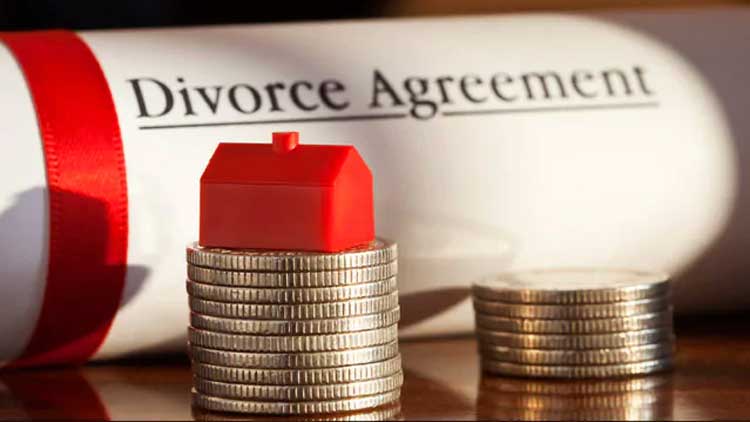 ലോകത്തിലെ ഏറ്റവും ‘ചെലവേറിയ’ വിവാഹമോചനം; ഒറ്റ ദിനം കൊണ്ട്​ കോടീശ്വരിയായി ചൈനീസ്​ വനിത